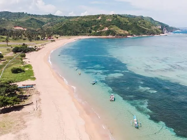 Kuta, Lombok coastline